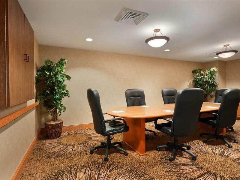Hyatt House Colorado Springs Airport Hotel Bagian luar foto