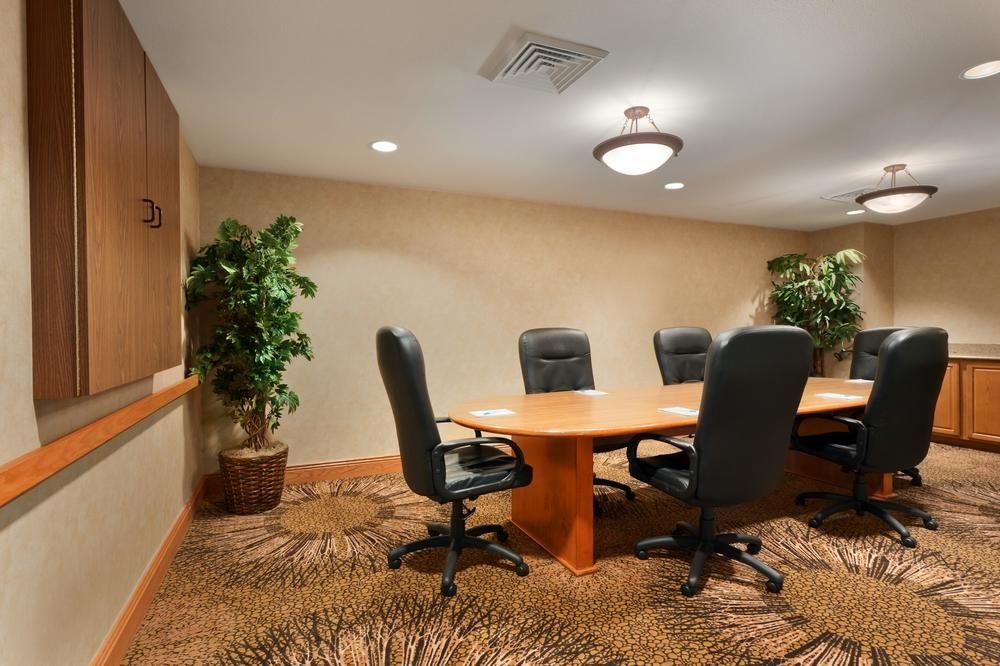 Hyatt House Colorado Springs Airport Hotel Bagian luar foto