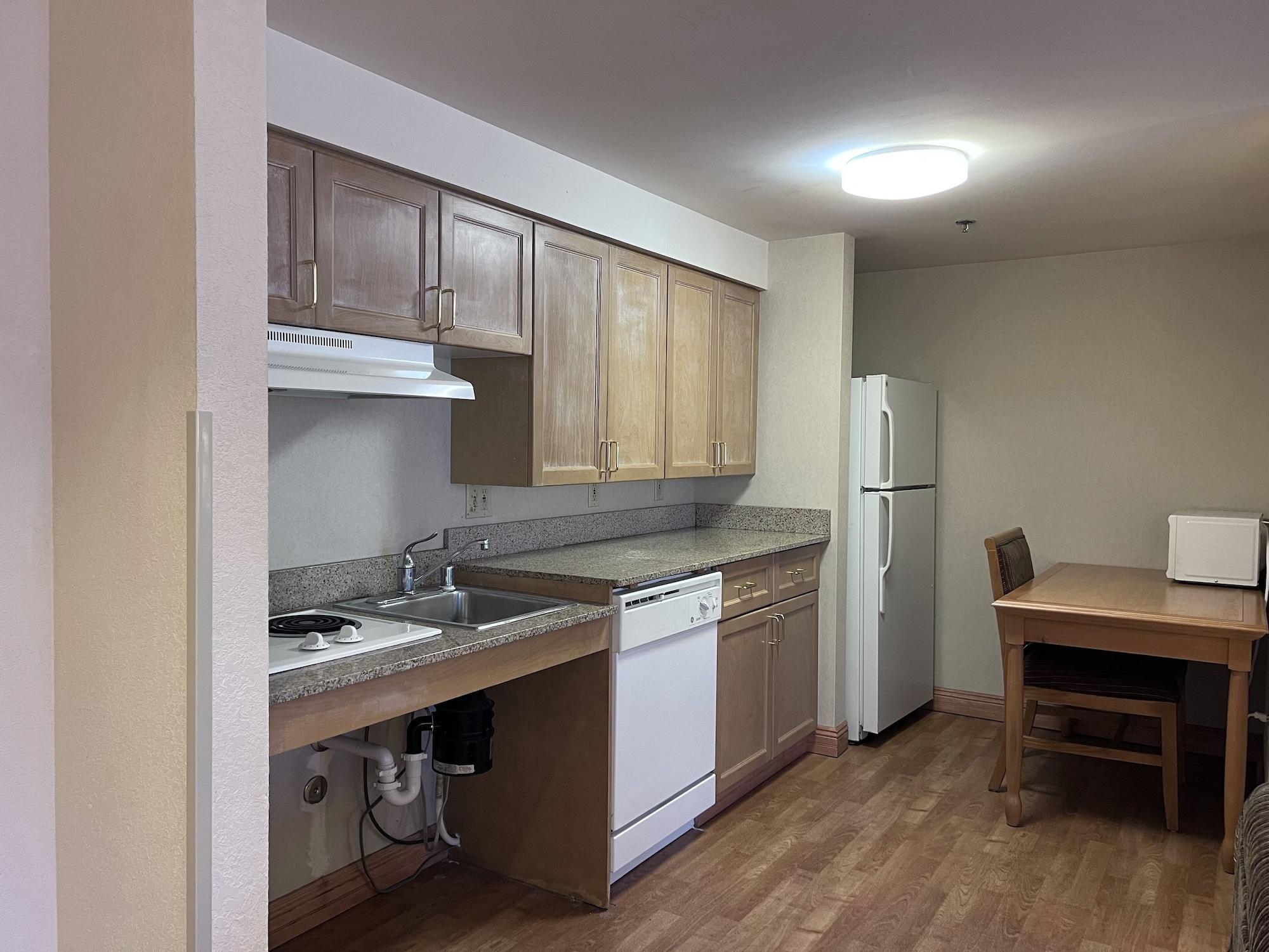 Hyatt House Colorado Springs Airport Hotel Bagian luar foto