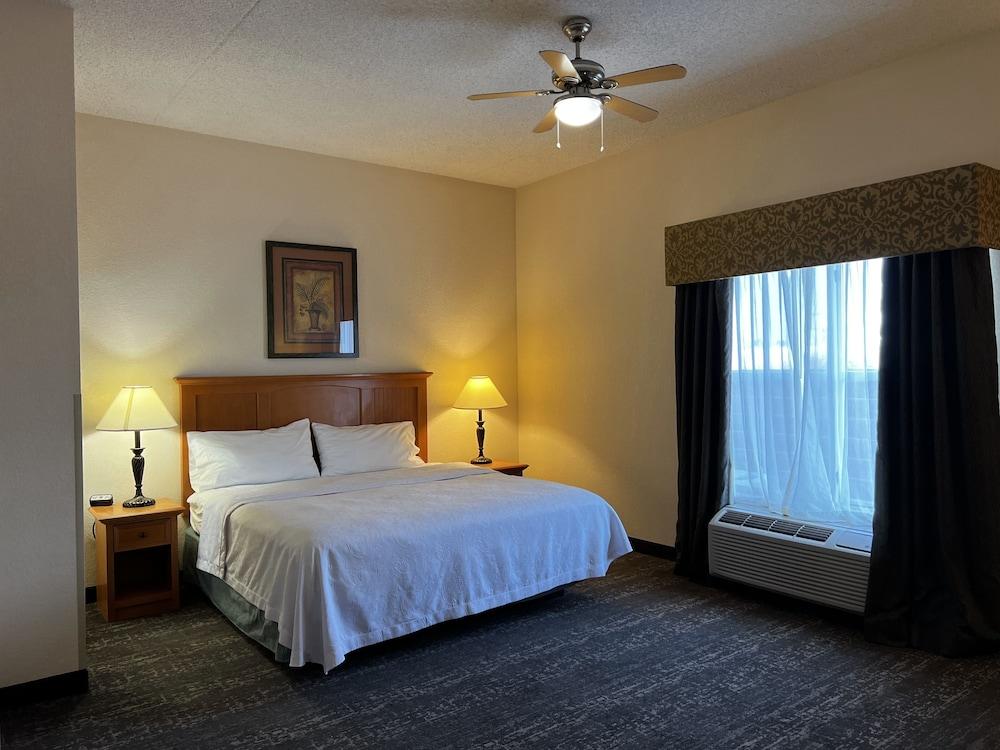 Hyatt House Colorado Springs Airport Hotel Bagian luar foto