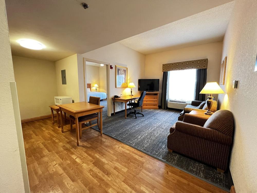 Hyatt House Colorado Springs Airport Hotel Bagian luar foto