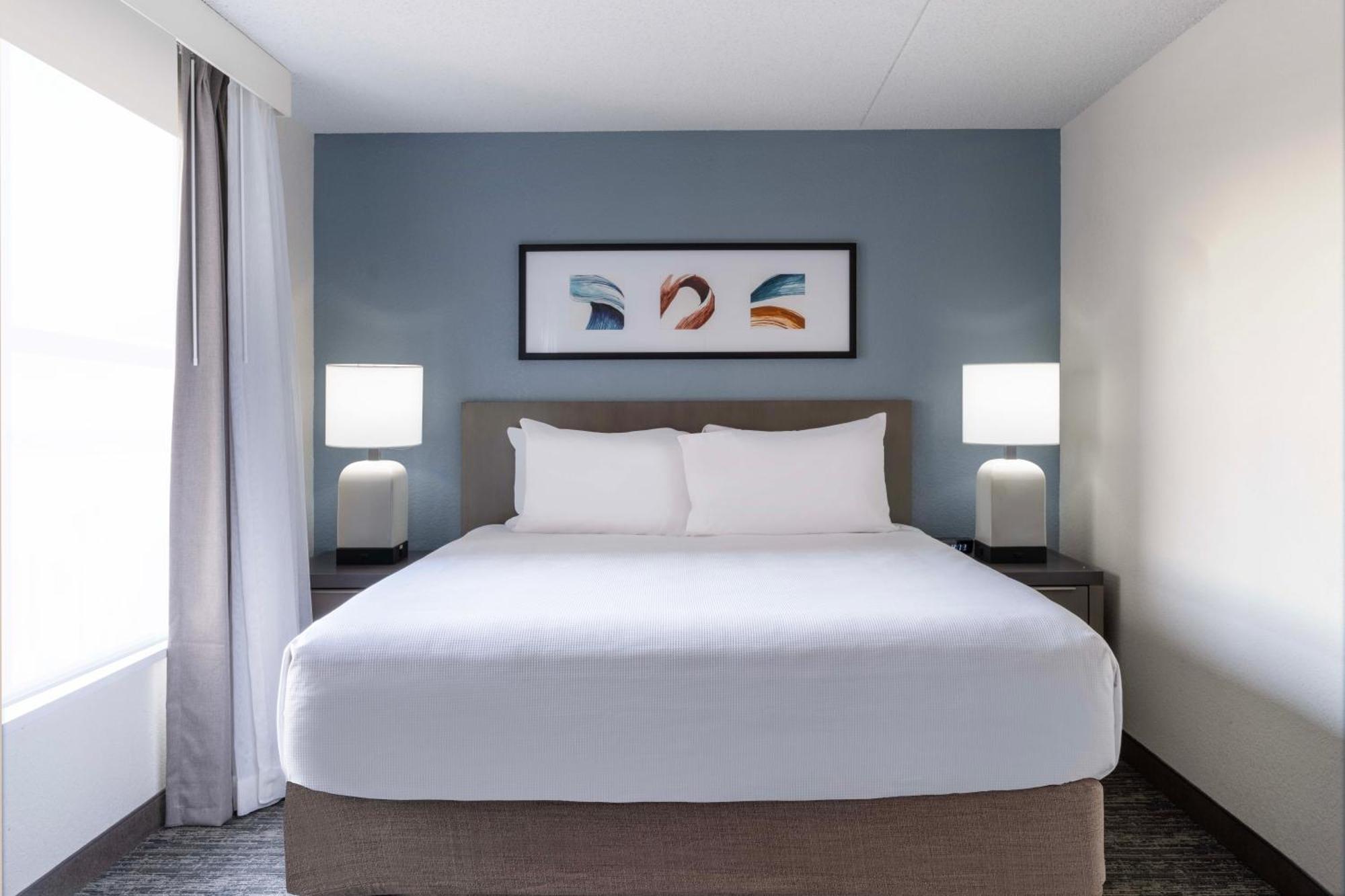 Hyatt House Colorado Springs Airport Hotel Bagian luar foto