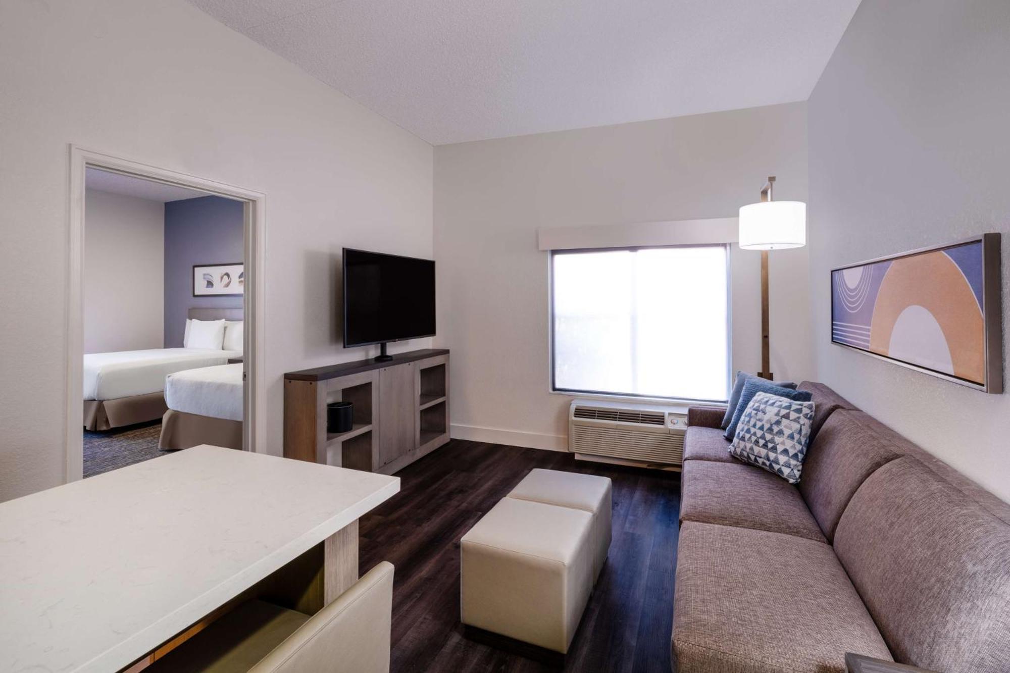 Hyatt House Colorado Springs Airport Hotel Bagian luar foto