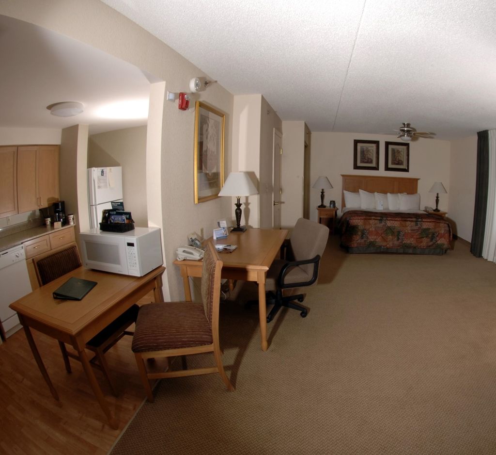 Hyatt House Colorado Springs Airport Hotel Ruang foto