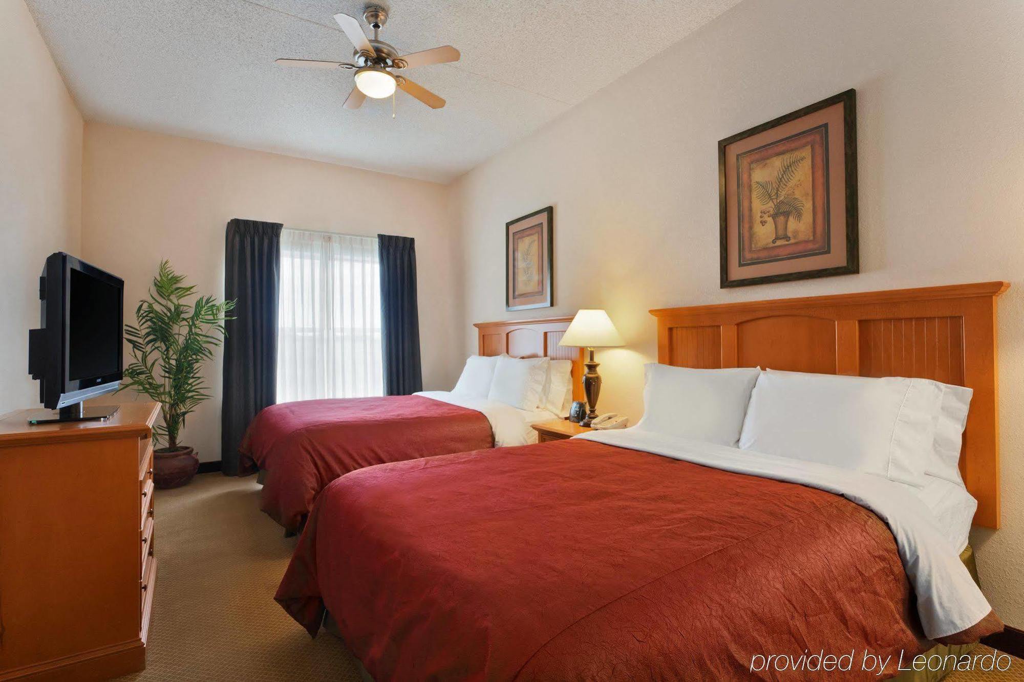 Hyatt House Colorado Springs Airport Hotel Bagian luar foto